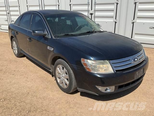 Ford Taurus SE Cars