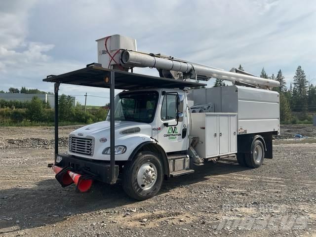 Freightliner  Truck mounted platforms