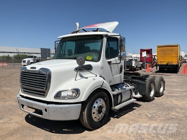 Freightliner  Prime Movers