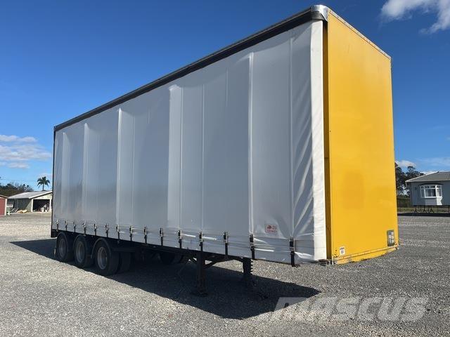 Fruehauf  Curtainsider trailers