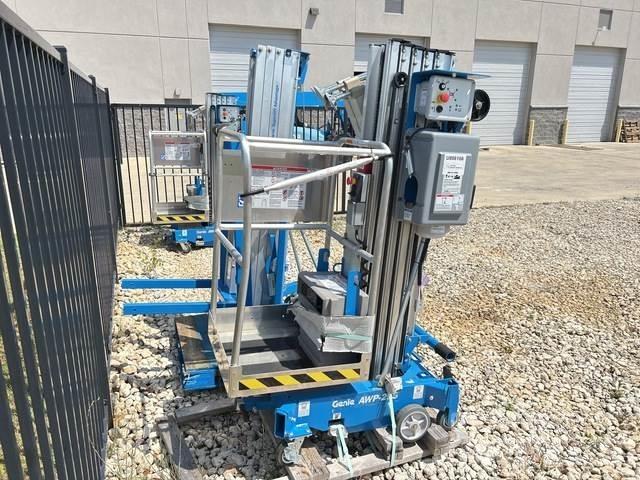 Genie AWP-25S Used Personnel lifts and access elevators