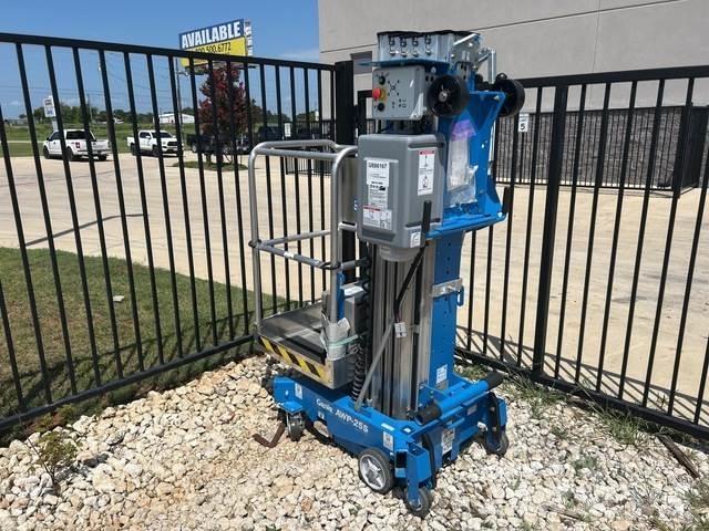 Genie AWP-25S Used Personnel lifts and access elevators