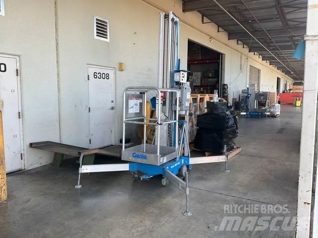 Genie AWP-36S Used Personnel lifts and access elevators