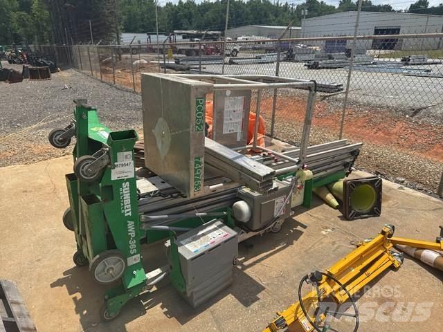 Genie AWP36SDC Used Personnel lifts and access elevators