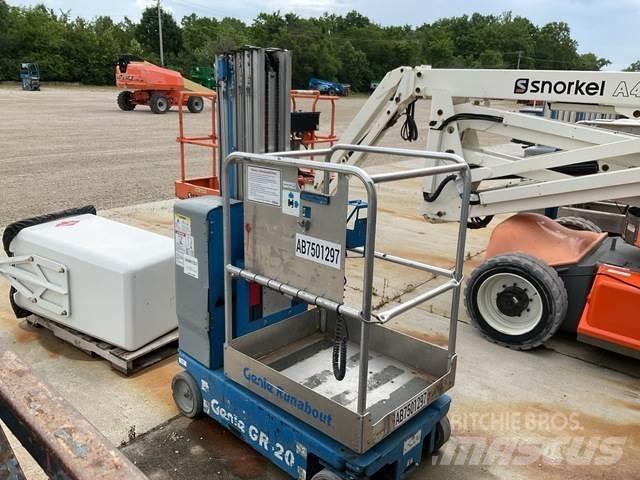 Genie GR-20 Used Personnel lifts and access elevators