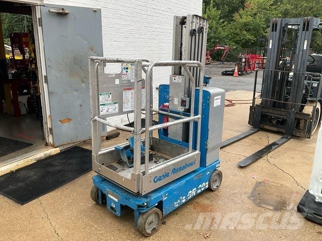 Genie GR-20 Used Personnel lifts and access elevators