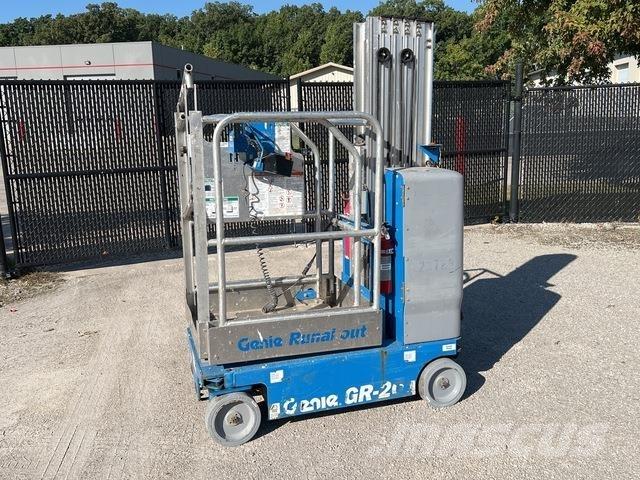 Genie GR-20 Used Personnel lifts and access elevators
