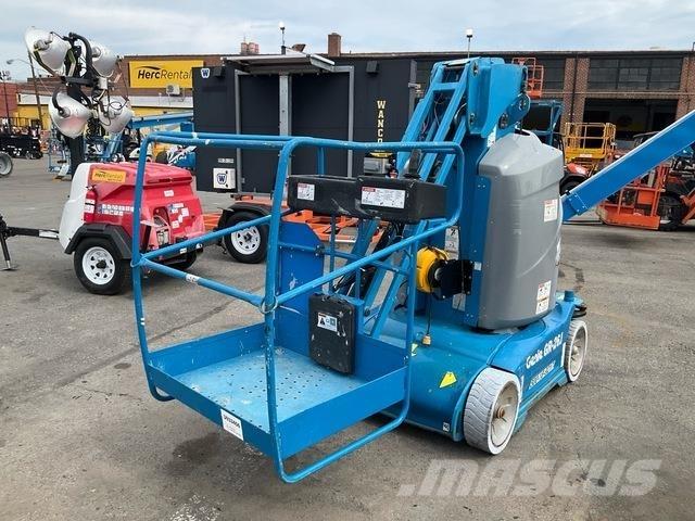 Genie GR-26J Used Personnel lifts and access elevators