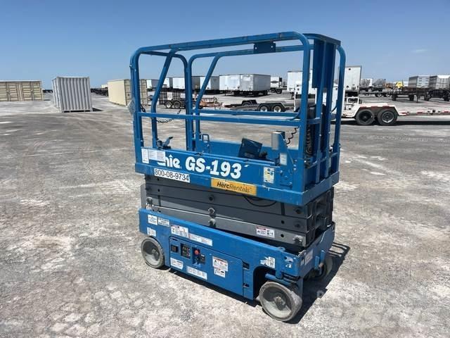 Genie GS-1930 Scissor lifts
