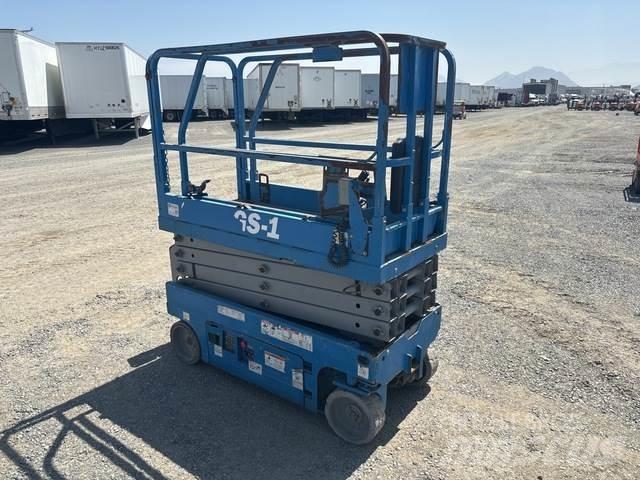 Genie GS-1930 Scissor lifts