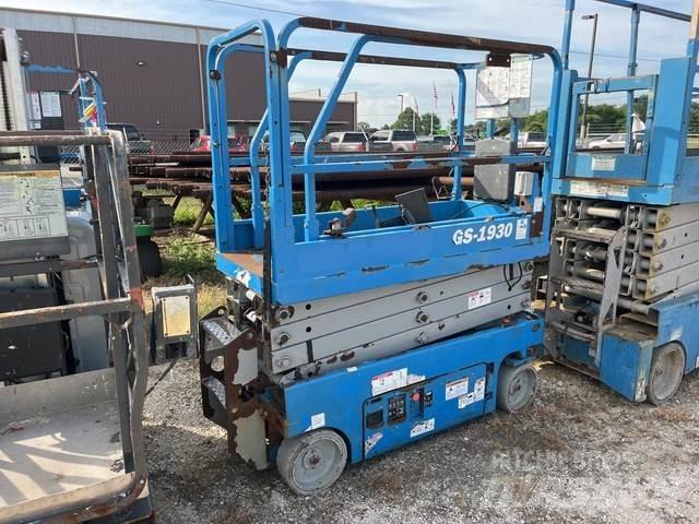 Genie GS-1930 Scissor lifts
