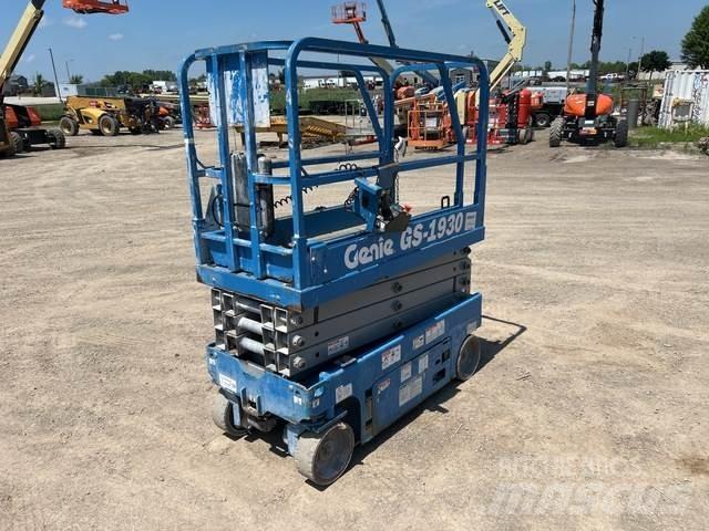 Genie GS-1930 Scissor lifts