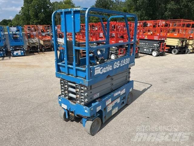 Genie GS-1930 Scissor lifts
