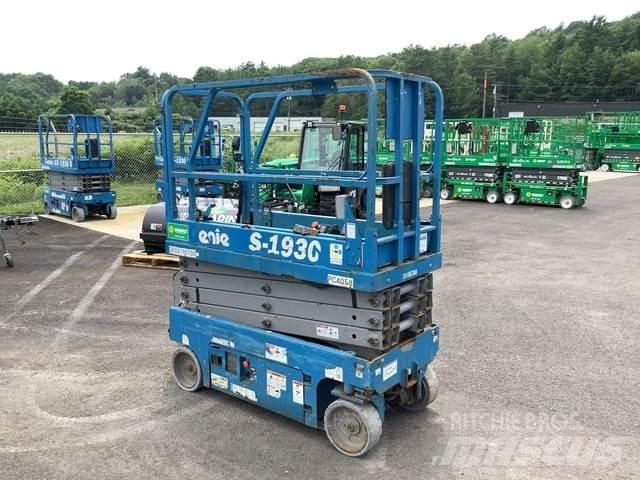 Genie GS-1930 Scissor lifts