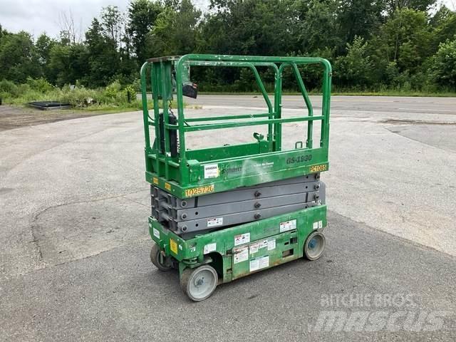 Genie GS-1930 Scissor lifts