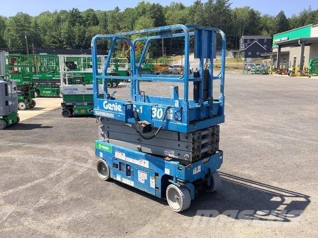 Genie GS-1930 Scissor lifts