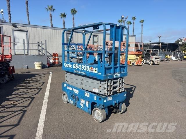 Genie GS-1930 Scissor lifts