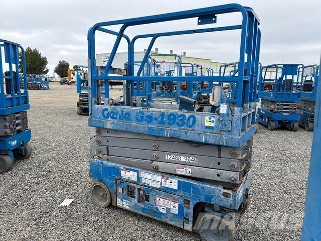 Genie GS-1930 Scissor lifts