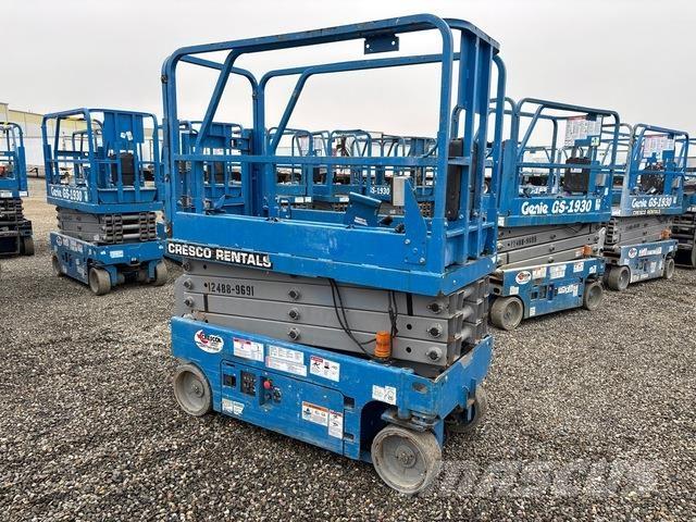 Genie GS-1930 Scissor lifts