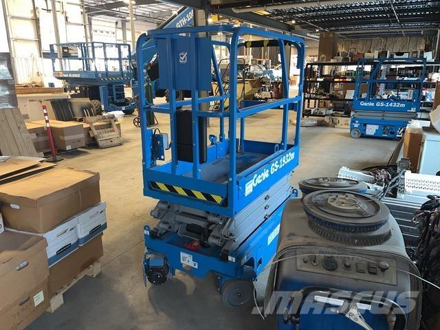 Genie GS-1932m Scissor lifts