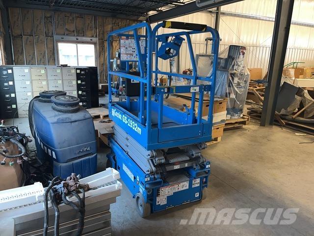 Genie GS-1932m Scissor lifts