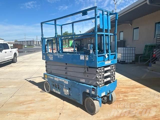 Genie GS-2632 Scissor lifts