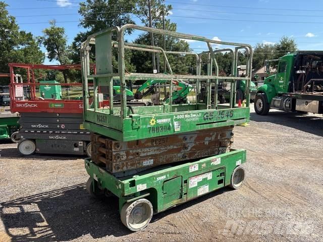 Genie GS-2646 Scissor lifts