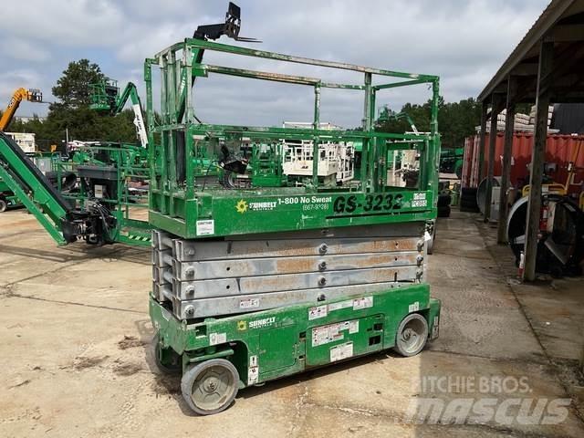 Genie GS-3232 Scissor lifts