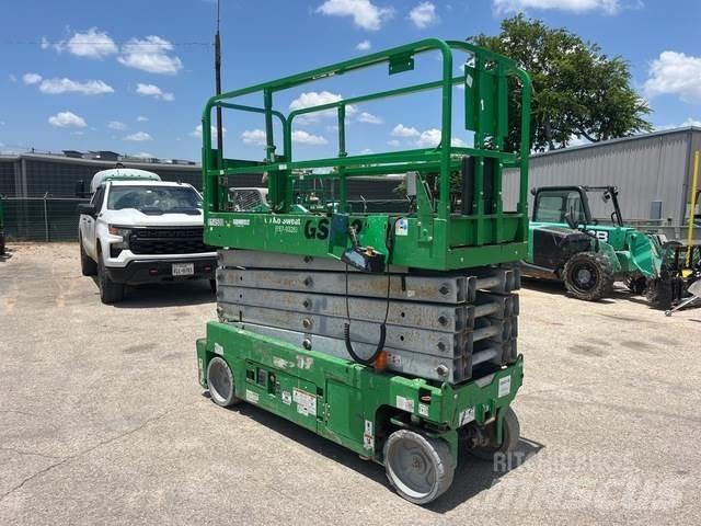 Genie GS-3232 Scissor lifts