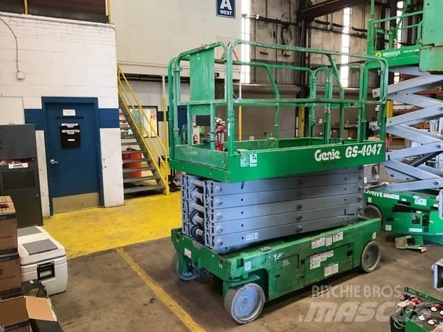 Genie GS-4047 Scissor lifts