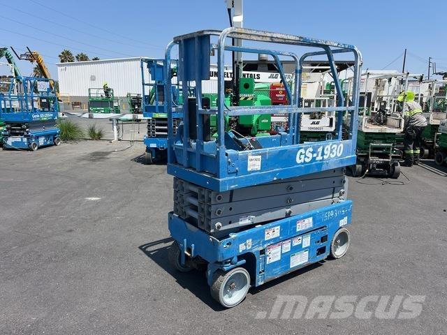 Genie GS1930 Scissor lifts