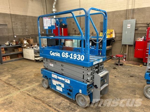Genie GS1930 Scissor lifts