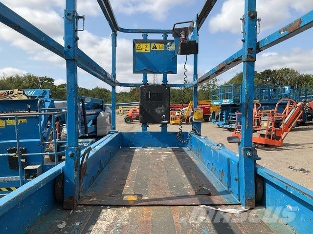 Genie GS2632 Scissor lifts