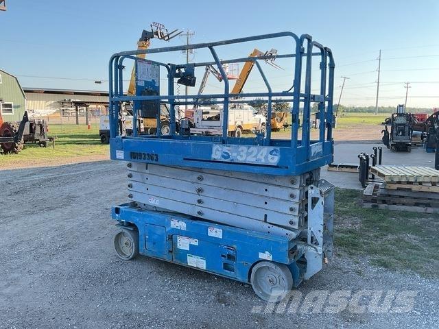 Genie GS3246 Scissor lifts