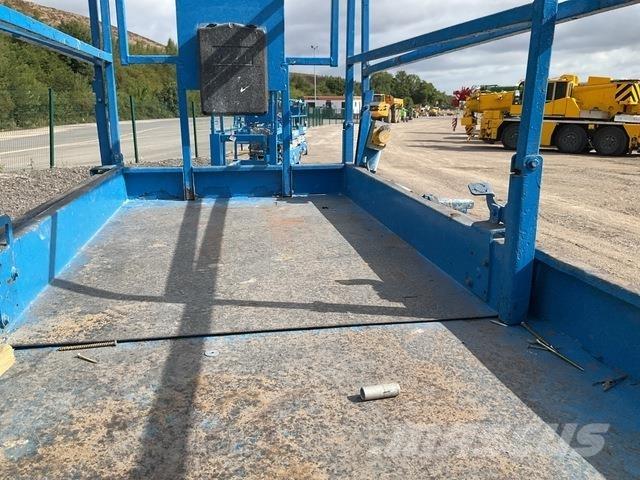 Genie GS4047 Scissor lifts