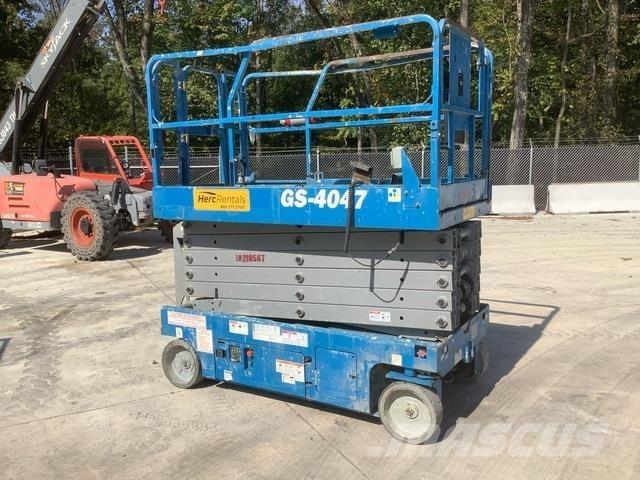 Genie GS4047 Scissor lifts
