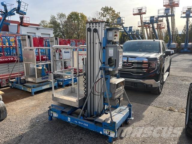 Genie IWP-25S Used Personnel lifts and access elevators