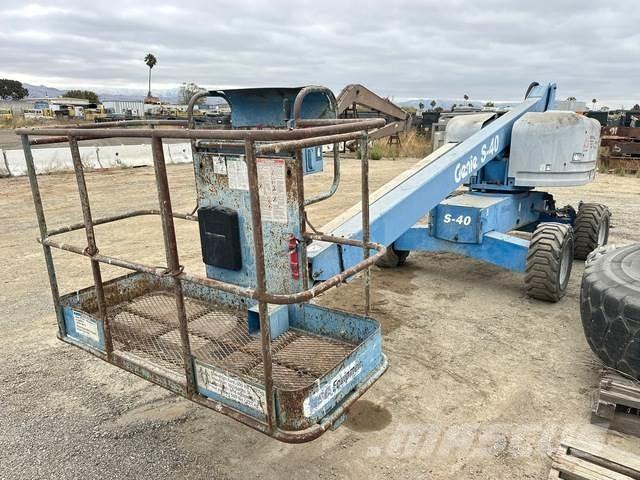 Genie S-40 Other