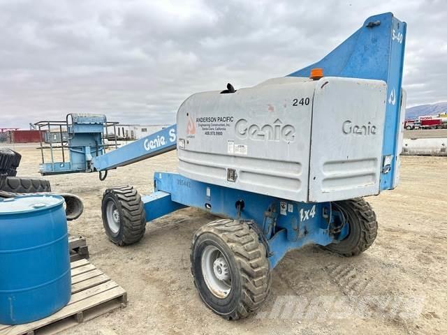 Genie S-40 Other