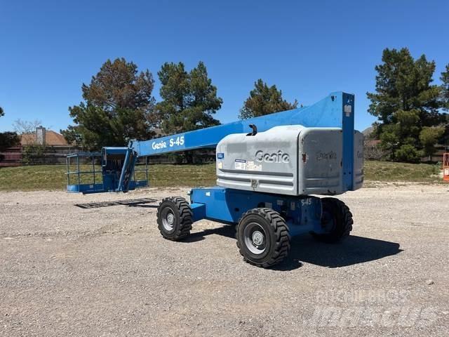 Genie S-45 Other