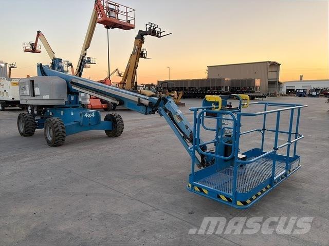 Genie S-45 Telescopic boom lifts