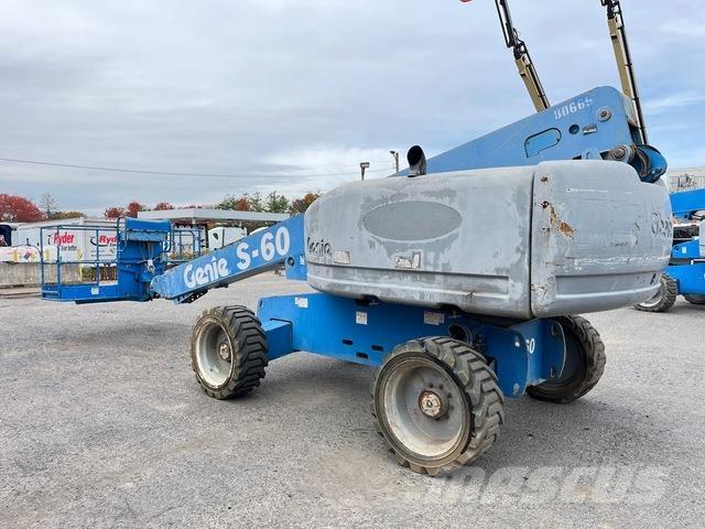 Genie S-60 Telescopic boom lifts