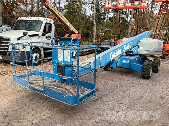 Genie S-60 Telescopic boom lifts