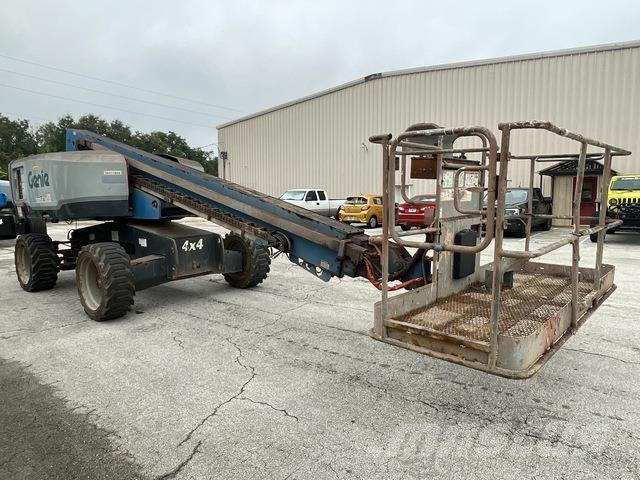 Genie S-60X Telescopic boom lifts