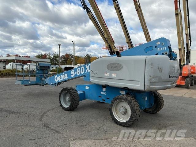 Genie S-60X Telescopic boom lifts