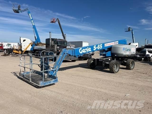 Genie S-65 Telescopic boom lifts