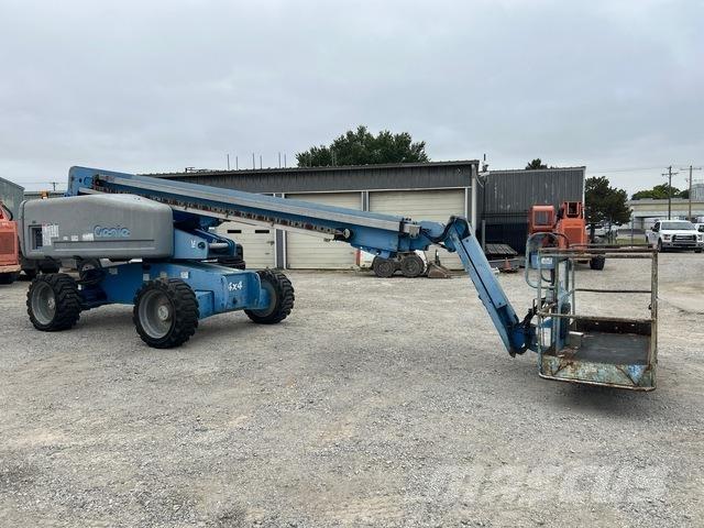 Genie S-65 Telescopic boom lifts
