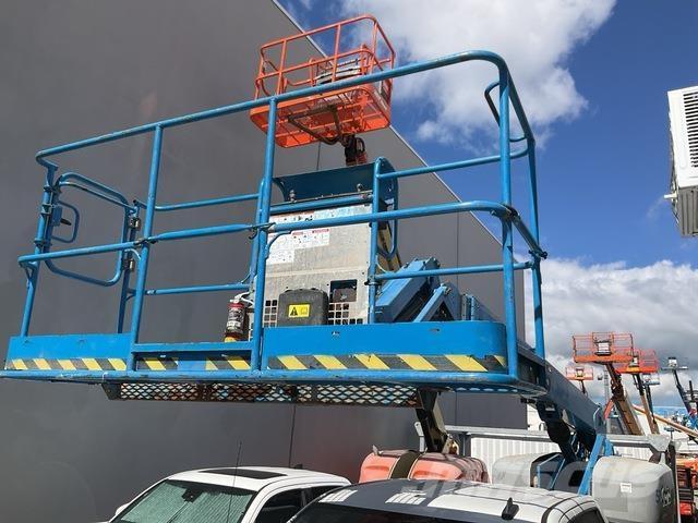 Genie S-65 Telescopic boom lifts