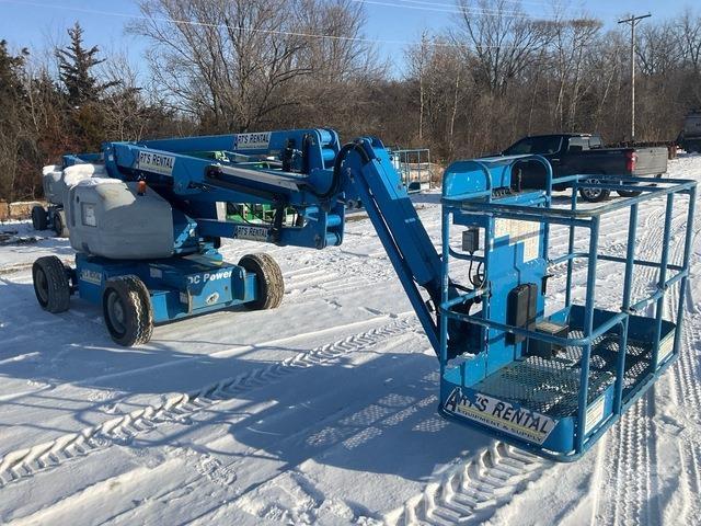 Genie Z-45/25J Articulated boom lifts