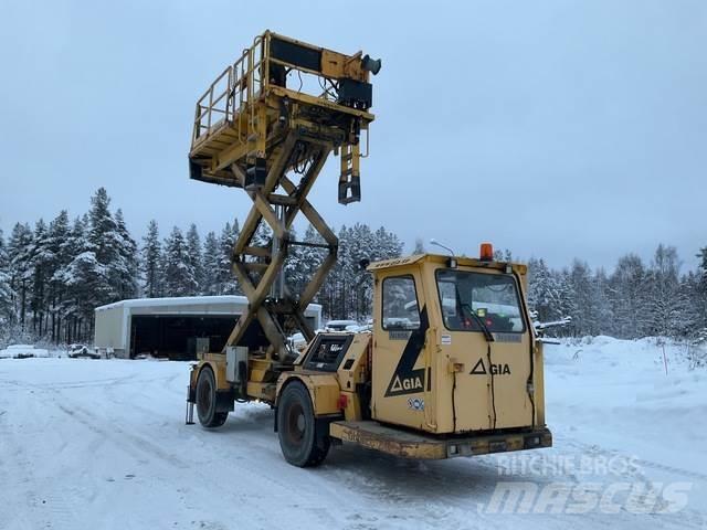  Giamec 211 Truck mounted platforms